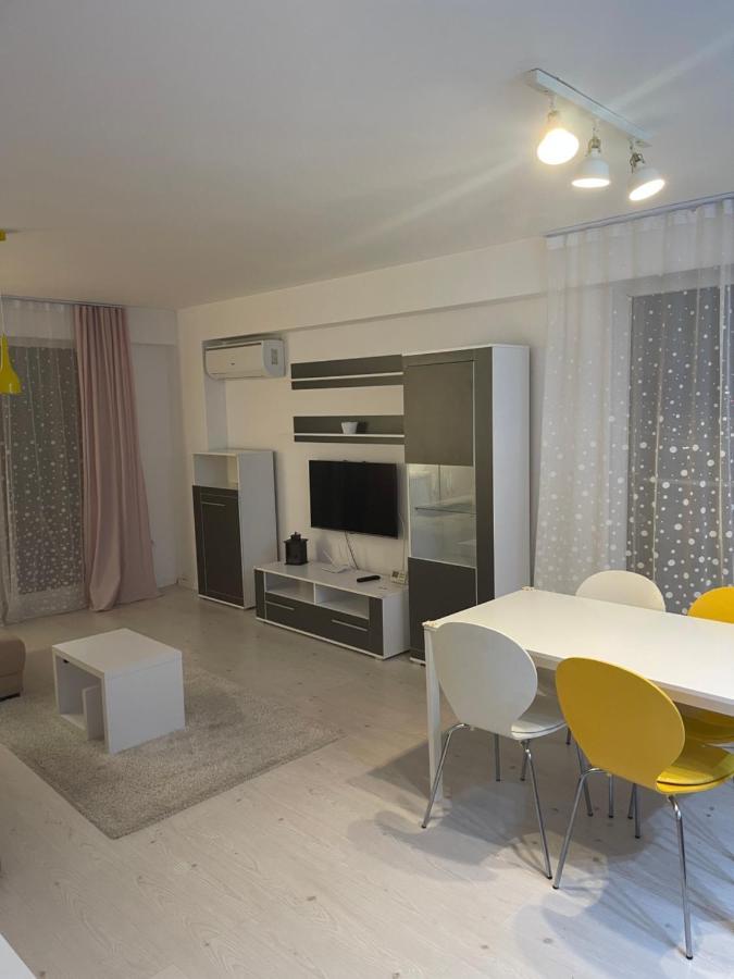 Tranzzit Airport Apartment II 奥托佩尼 外观 照片