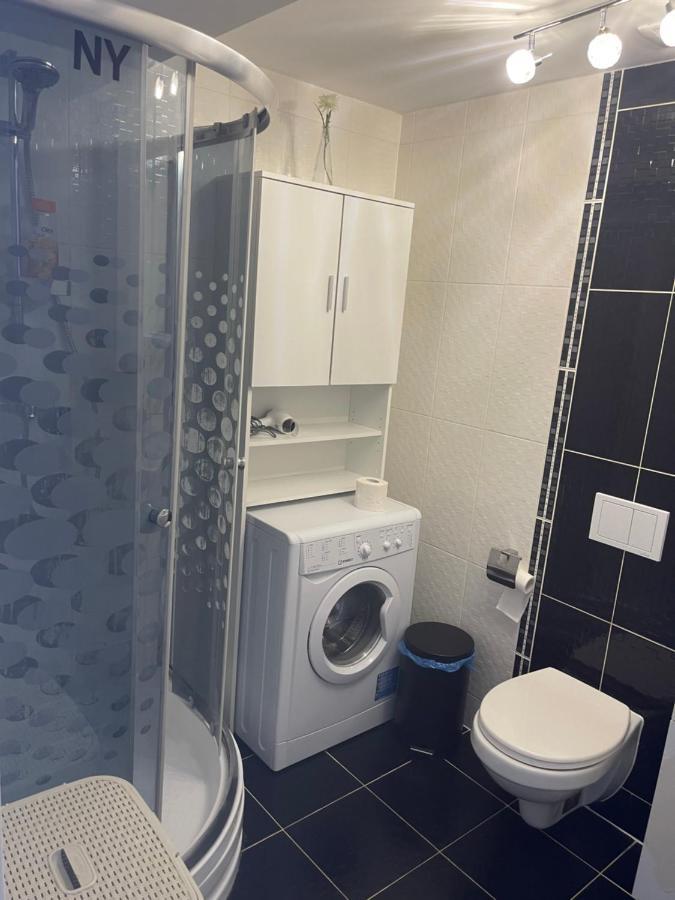 Tranzzit Airport Apartment II 奥托佩尼 外观 照片