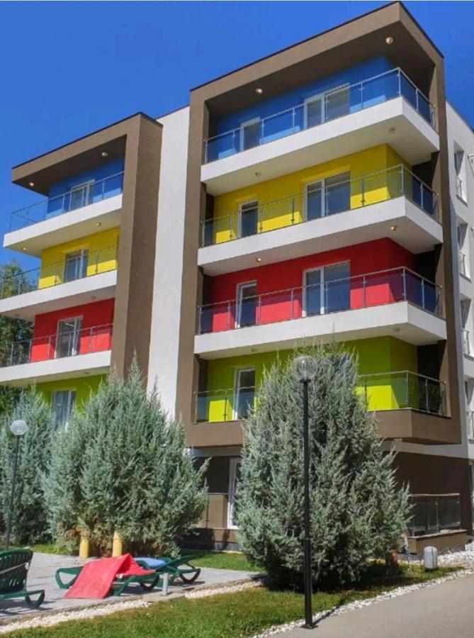 Tranzzit Airport Apartment II 奥托佩尼 外观 照片